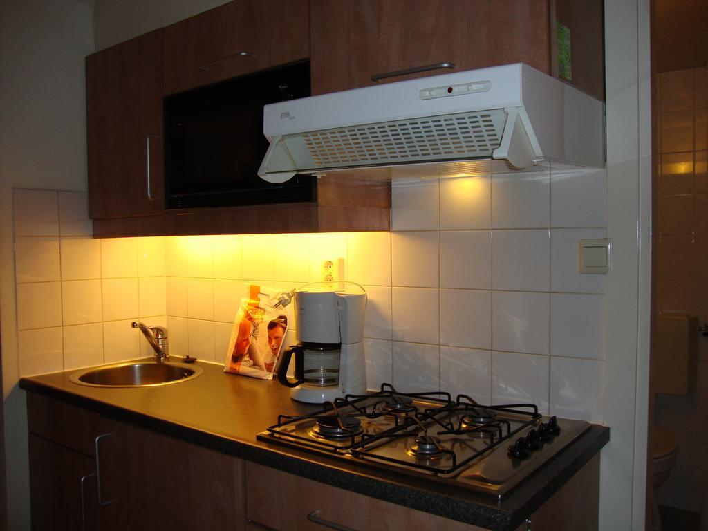 Vakantiepark De Berkenhorst Kootwijk Habitación foto